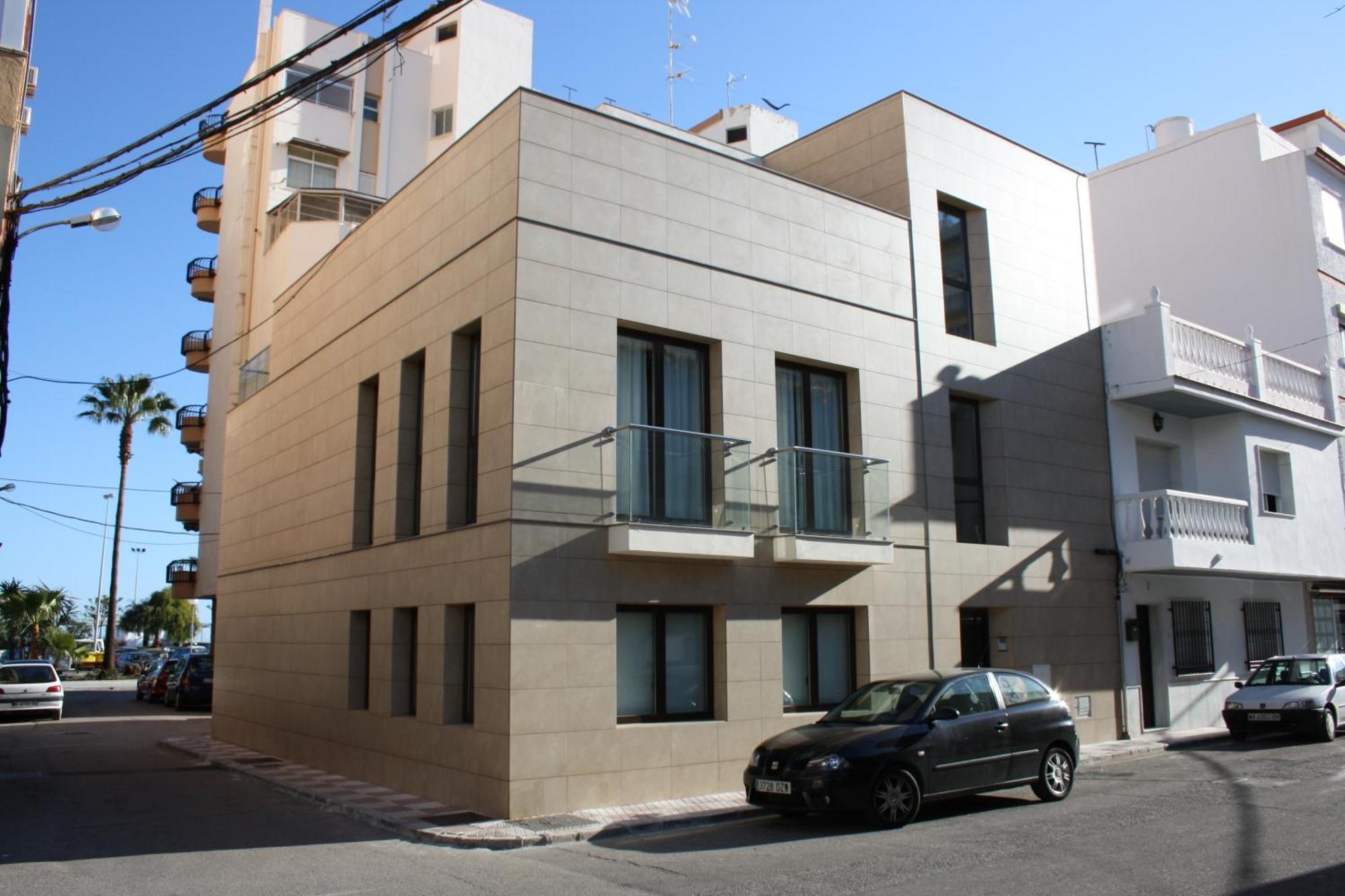 Apartamentos Poniente - Mares トレ・デル・マール エクステリア 写真