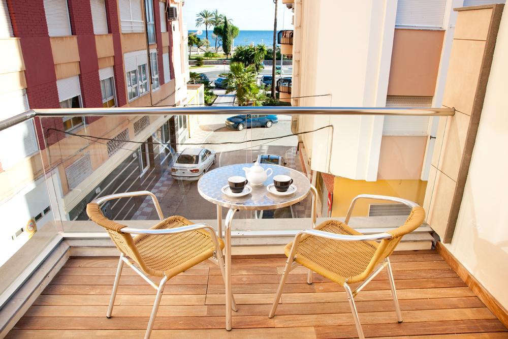 Apartamentos Poniente - Mares トレ・デル・マール エクステリア 写真